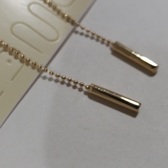 Elegant Gold tone 2.5-inch Drop Long Earrings - Stylish Women's Fashion Jewelry - Picture 5 of 9